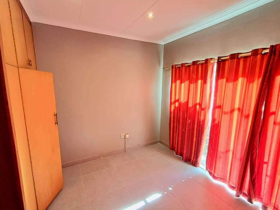 4 Bedroom Property for Sale in Hospitaalpark Free State